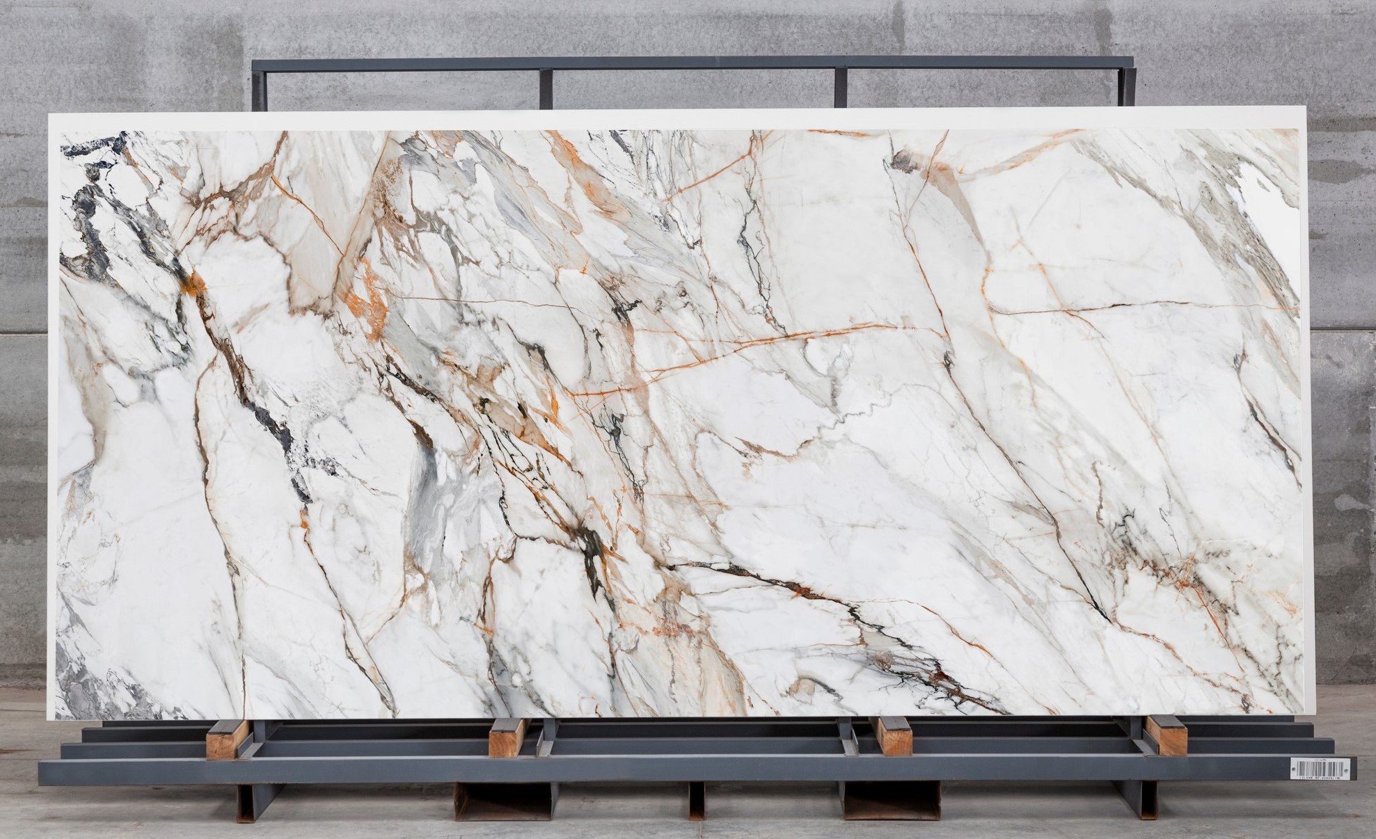 Calacatta Luxe aplicado en un espacio real