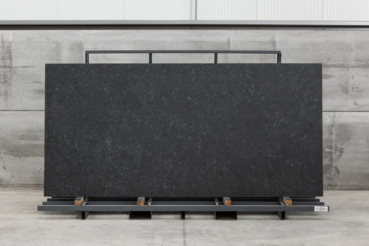 Pierre Bleue — Neolith